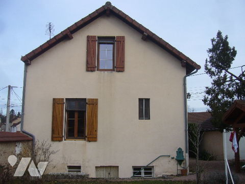   MAISON INDIVIDUELLE, JARDIN et GARAGE LAPALISSE CENTRE Maison - 5 pi�ce(s) - 74 m�