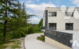  Maison � vendre 9 pi�ces 247 m�