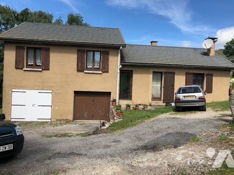   SUR 2063 M2 DE TERRAIN MAISON 5 PIECES PLUS GARAGE ET TERRAIN Maison - 5 pi�ce(s) - 93 m�