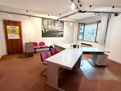 Local commercial Tarbes 104000 65000 Tarbes