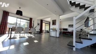  Maison � vendre 6 pi�ces 210 m�