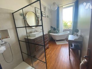  Maison � vendre 9 pi�ces 250 m�