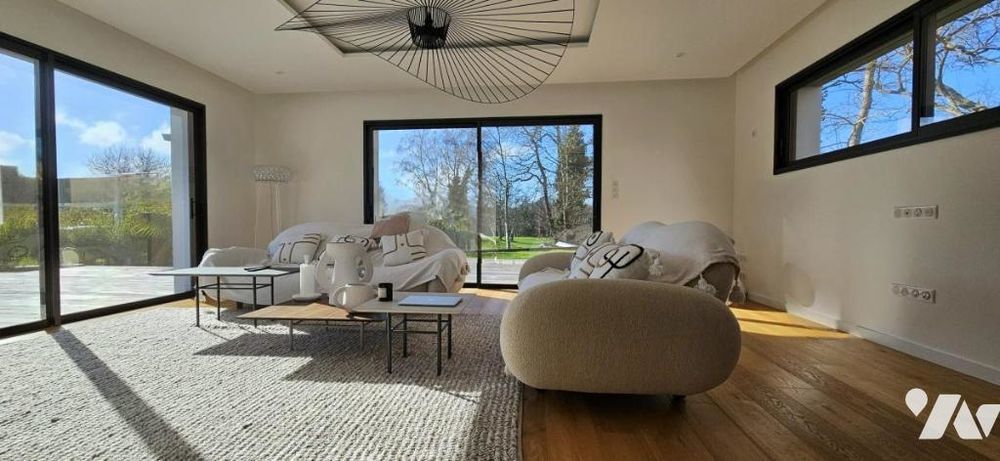 � vendre  Maison B�nodet (29950)