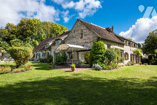  Maison � vendre 10 pi�ces 335 m�