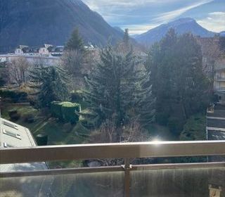  Appartement � vendre 4 pi�ces 200 m�