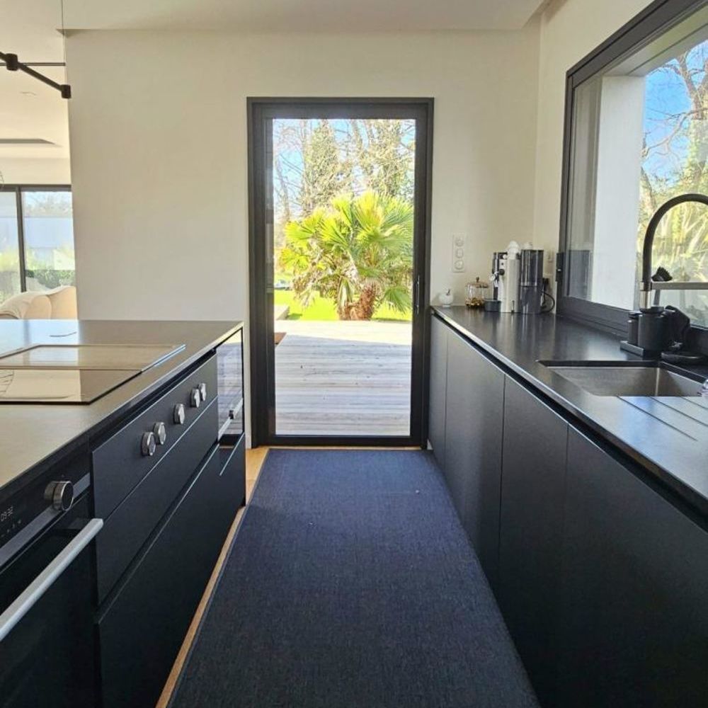 � vendre  Maison B�nodet (29950)