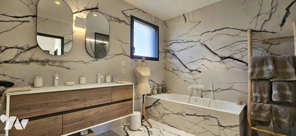 � vendre  Maison B�nodet (29950)