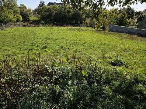 GRANGE &Agrave; R&Eacute;NOVER � TERRAIN CONSTRUCTIBLE 1 767 m&sup2; � LA SALLE-AUBRY 74080 49110 Montrevault-sur-�vre