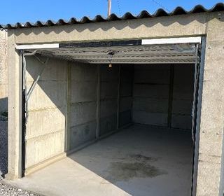  Parking / Garage � louer 