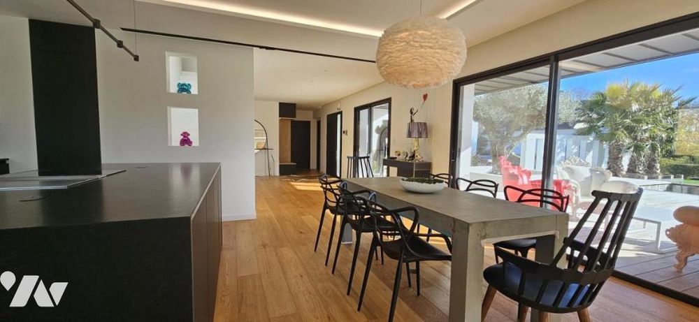 � vendre  Maison B�nodet (29950)