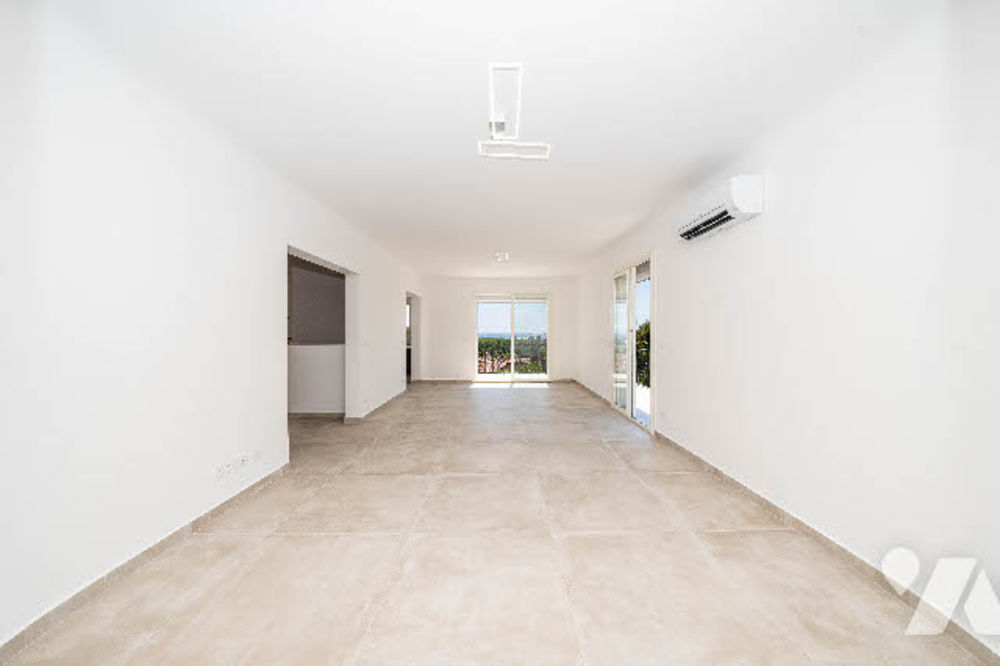 � vendre  Maison Antibes (06600)