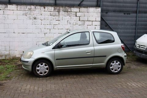 Toyota Yaris 1.3i Linea Luna 2001 occasion Saint-Symphorien-d'Ozon 69360