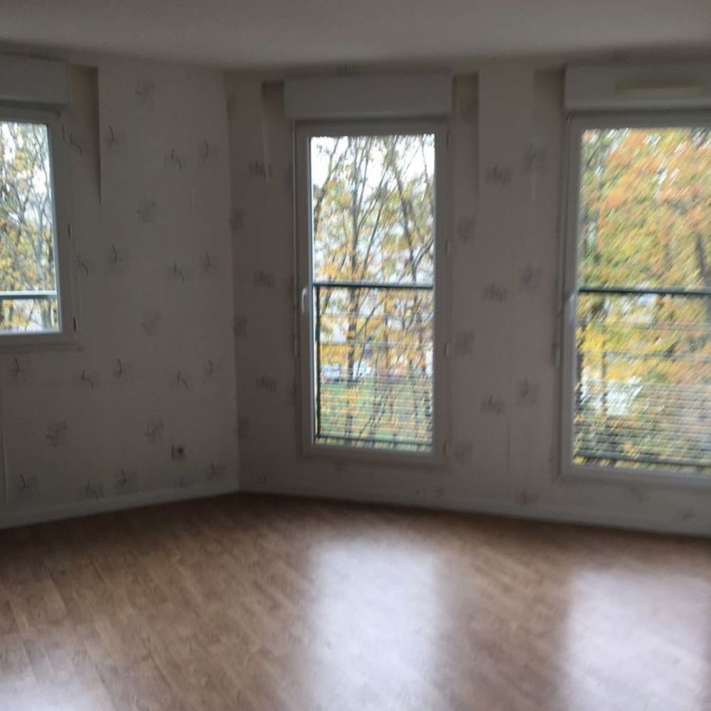 Location Appartement 2 pièces standing Chantilly accès Paris par RER Chantilly