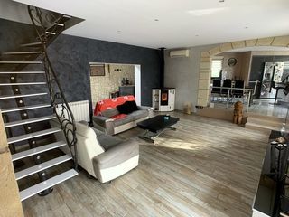  Maison � vendre 6 pi�ces 187 m�