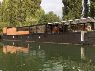  P�niche � vendre 6 pi�ces 250 m�