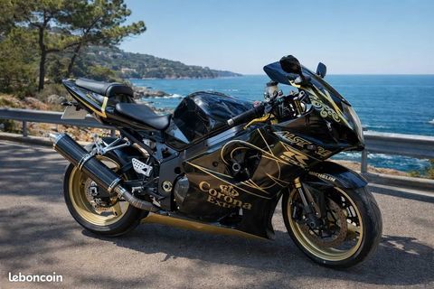 Moto SUZUKI 2004 occasion St Aygulf 83370