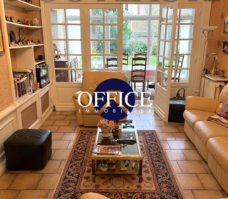  Maison � vendre 10 pi�ces 230 m�