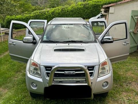 Isuzu D-Max D-MAX 3.0 4WD CREW CAB L 2009 occasion Les Olli&egrave;res-sur-Eyrieux 07360