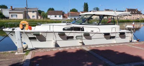 Bateaux &agrave; moteur Bateau fluvial 2011 occasion Belmont-Tramonet 73330