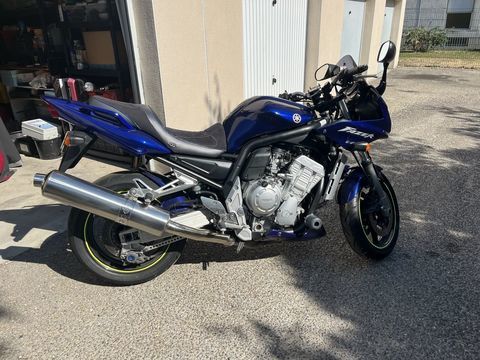 Moto YAMAHA 2003 occasion N&icirc;mes 30000