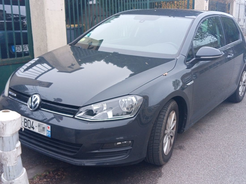 Volkswagen Golf 1.6 TDI 110 BlueMotion Technology FAP Trendline 2013 occasion Saint-Cyr-l'&Eacute;cole 78210