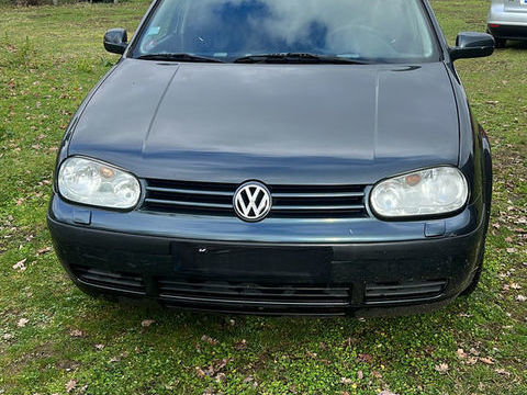 Volkswagen Golf TDI 2002 occasion Saint-Laurent-d'Arce 33240