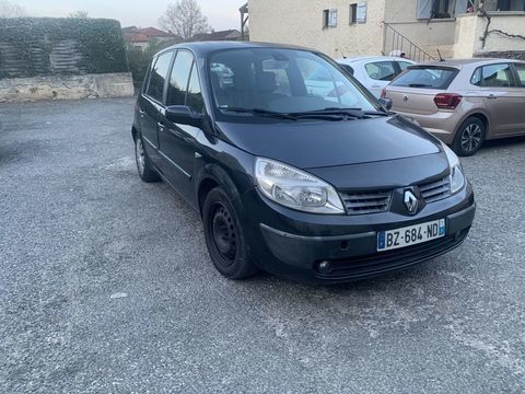 Renault Sc&eacute;nic II Scenic 1.9 dCi 125 FAP Euro 4 Latitude 2006 occasion Douelle 46140