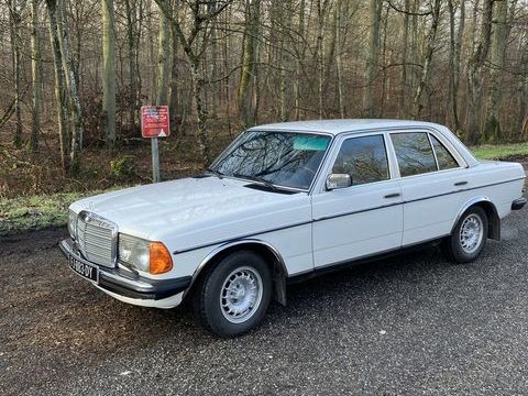 MERCEDES Voiture 1978 occasion Keskastel 67260