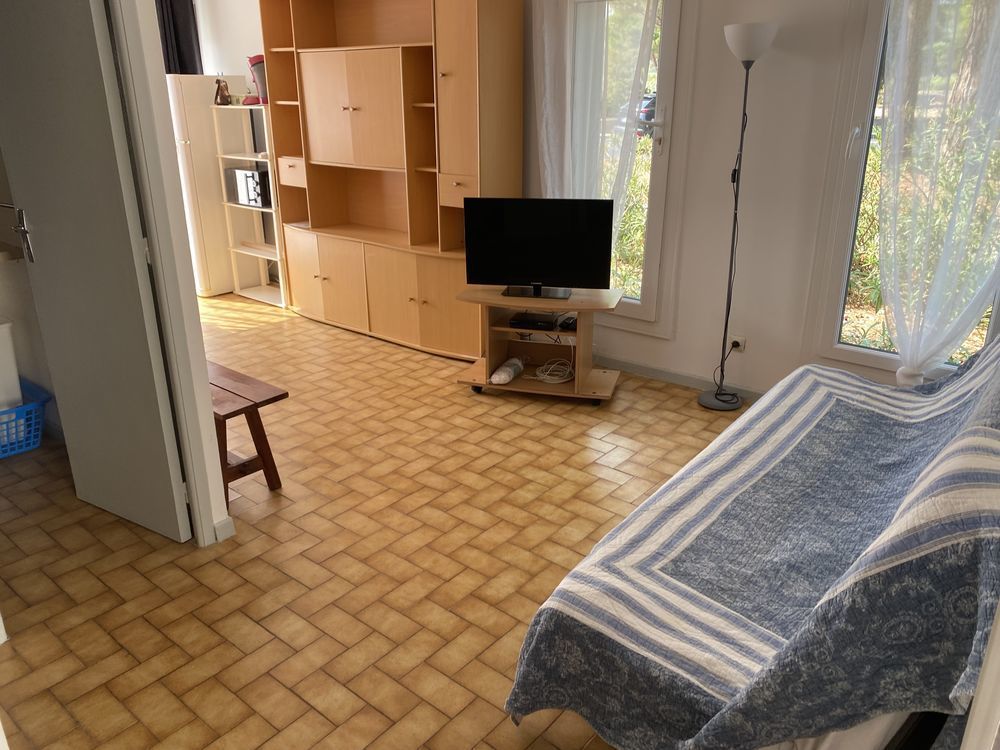   Gruissan 
T2meublé de 40 m2, climatisé Languedoc-Roussillon, Gruissan (11430)