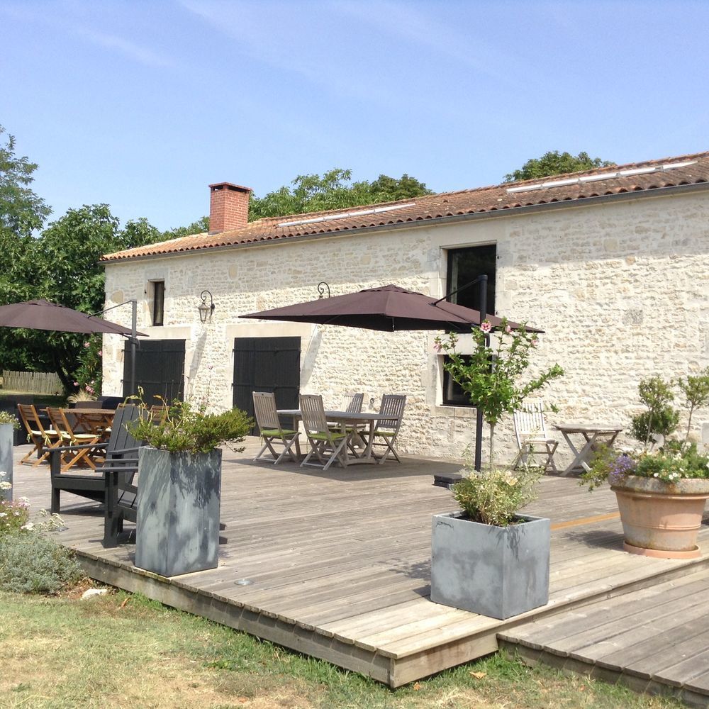 � vendre  Propri�t�/ch�teau La Rochelle (17000)