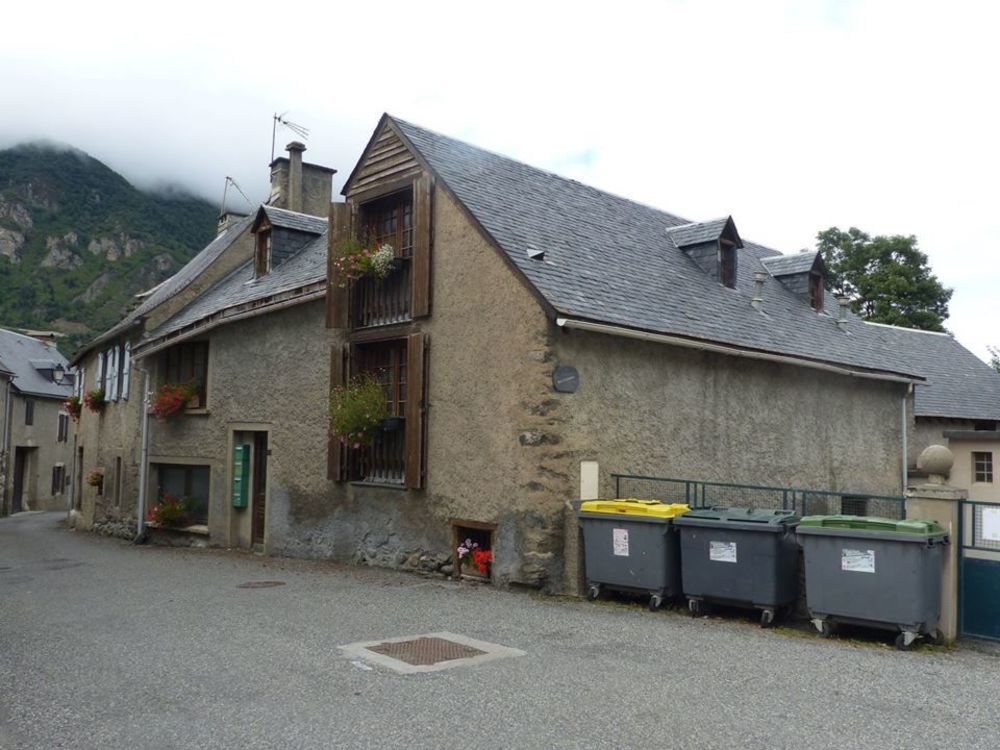 � vendre  Maison Saint-Lary-Soulan (65170)
