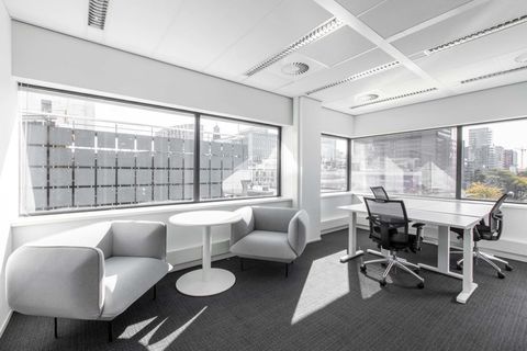 Trouvez un espace de bureau &agrave; Issy les Moulineaux, Camille Desmoulins  pour 3 personnes o&ugrave; tout est pris en charge 1029 92130 Issy-les-moulineaux