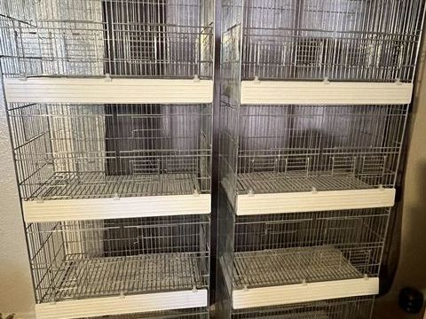 Deux batteries de quatre cages 130 74000 Annecy