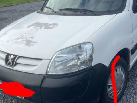 Peugeot Partner 1.4i 2003 occasion Di&eacute;val 62460