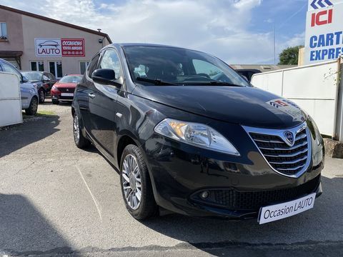 Lancia Ypsilon 1.2 8v 69 ch Stop&Start Black & Red 2012 occasion Les Essarts-le-Roi 78690