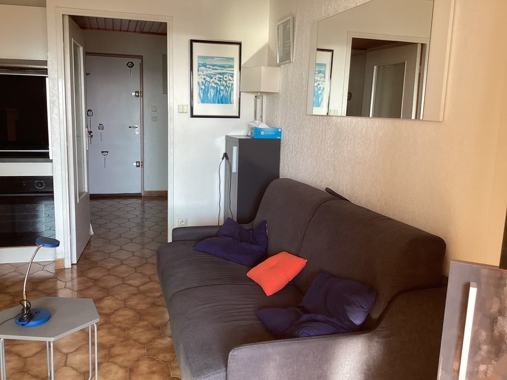   Beau studio vue mer climatisé au port de Hyeres Provence-Alpes-Côte d'Azur, Hyeres Plage (83400)