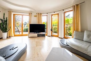  Maison � vendre 9 pi�ces 353 m�