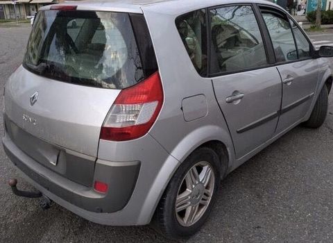 Renault scenic ii Scenic 1.9 dCi 120 Confort Authentique