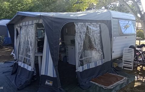 DIGUE Caravane 1974 occasion Vaudeville 54740