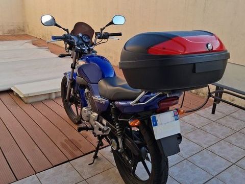 Moto YAMAHA 2010 occasion Palau-del-Vidre 66690