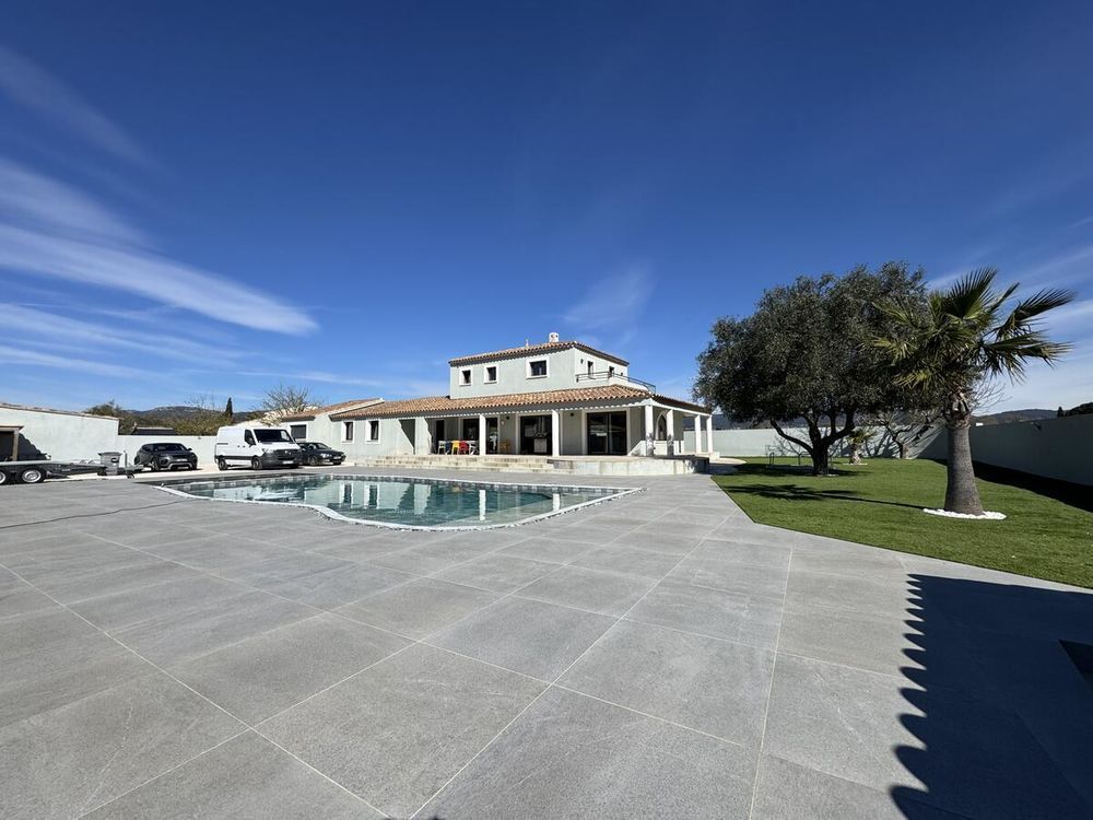 � vendre  Maison Pierrefeu-du-Var (83390)