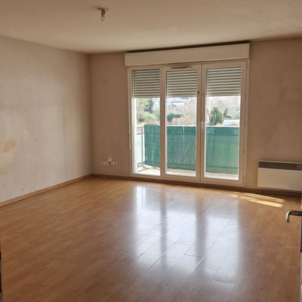 Location Appartement APPARTEMENT F3 - Surface 74 m² MANTES LA VILLE (78711) Mantes-la-ville