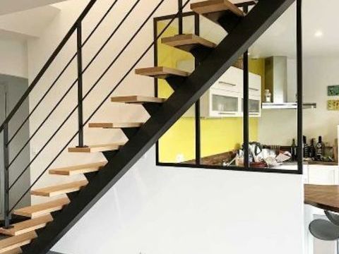 escalier limon centale 850 21000 Dijon