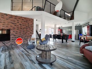  Maison � vendre 4 pi�ces 156 m�