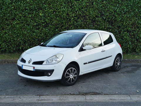 Renault Clio III Clio 1.2 16V 75 Authentique 2008 occasion Bondoufle 91070