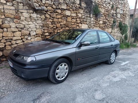 Renault Laguna 1.6i 16V RTE 1998 occasion Collias 30210
