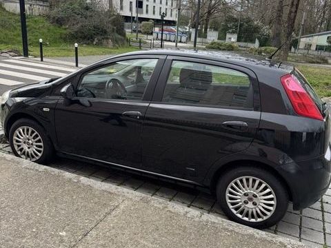 Fiat Grande Punto 1.3 Multijet 16V 75 Active 2008 occasion Orvault 44700