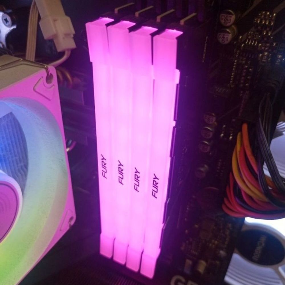 Kingston FURY Renegade DDR4 2x16 Matériel informatique