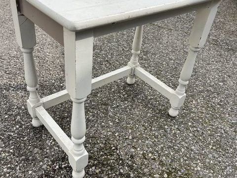 Petite table blanche Marseille 11 (13)