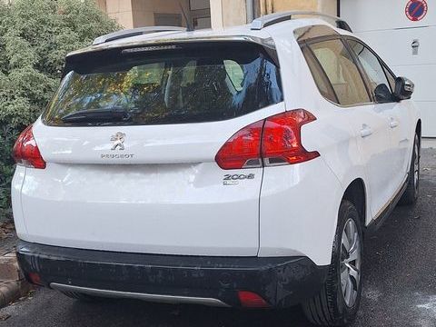 Peugeot 2008 1.2 PureTech 110ch S&S BVM5 Allure 2015 occasion Salon-de-Provence 13300